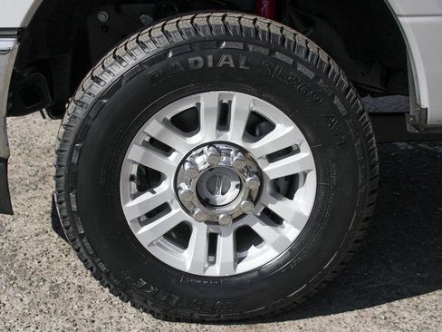 Used 2017 Ford F250 XLT w/ XLT Value Package AWD/4WD image 35