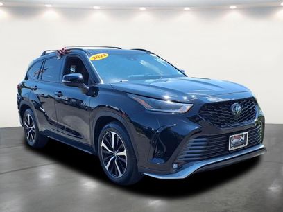 Used 2022 Toyota Highlander XSE