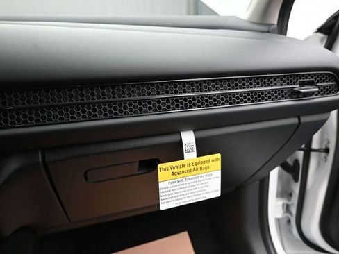 New 2026 Honda HR-V LX image 23