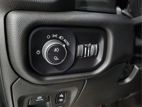 Used 2023 RAM 1500 Laramie image 13