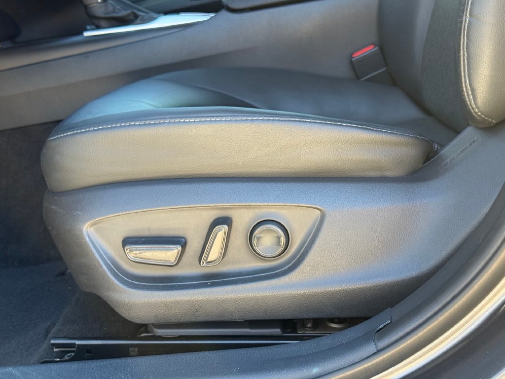 Certified 2021 Toyota Camry XLE FWD image 9
