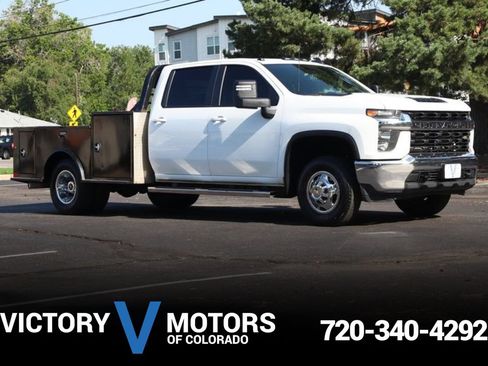 Used 2022 Chevrolet Silverado 3500 LT AWD/4WD image 1