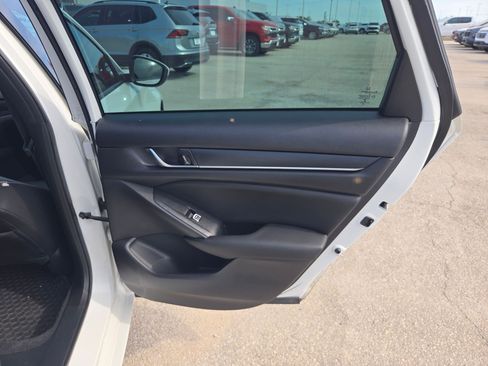 Used 2020 Honda Accord Sport image 23
