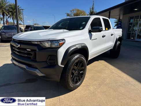 Used 2025 Chevrolet Colorado Trail Boss image 5