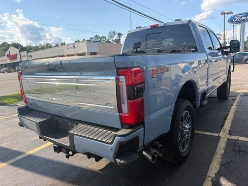 Used 2026 Ford F350 Platinum w/ Platinum Plus Package AWD/4WD image 3