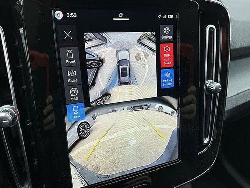 New 2026 Volvo XC40 B5 Plus w/ Protection Package Premier AWD/4WD image 20