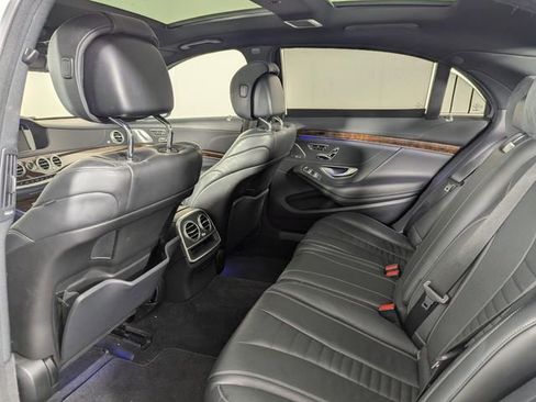 Used 2015 Mercedes-Benz S 550 4MATIC Sedan image 17