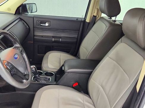 Used 2019 Ford Flex SEL w/ Equipment Group 202A FWD image 10