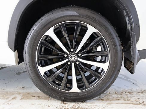 Used 2022 Toyota Highlander XSE image 42