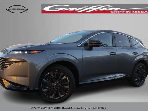 Certified 2025 Nissan Murano Platinum w/ Cargo Package image 1