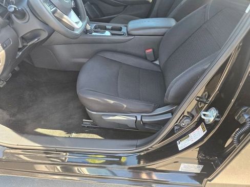 Used 2022 Nissan Sentra S FWD image 19