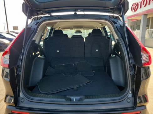 Used 2024 Honda CR-V LX image 8