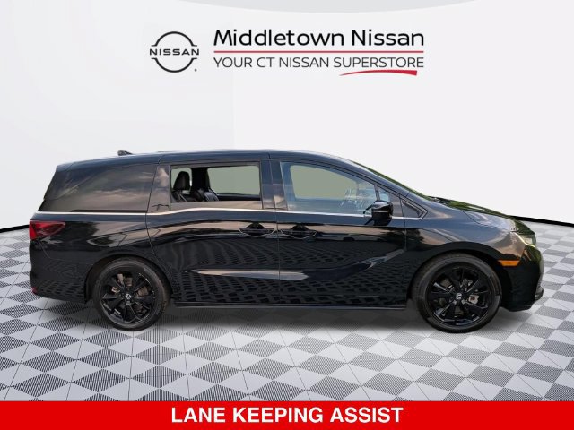 Used 2024 Honda Odyssey Sport image 2