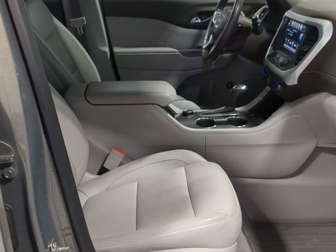Used 2019 GMC Acadia SLT image 27