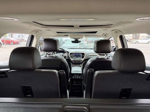 Used 2023 GMC Acadia Denali w/ Black Diamond Edition AWD/4WD image 11