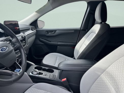 Used 2023 Ford Escape Active image 12