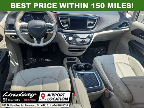 Used 2020 Chrysler Pacifica Limited image 10