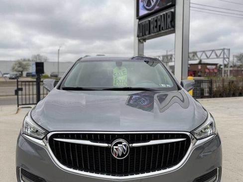 Used 2018 Buick Enclave Essence image 21