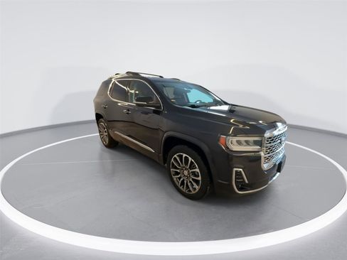 Used 2020 GMC Acadia Denali w/ Denali Ultimate Package image 2