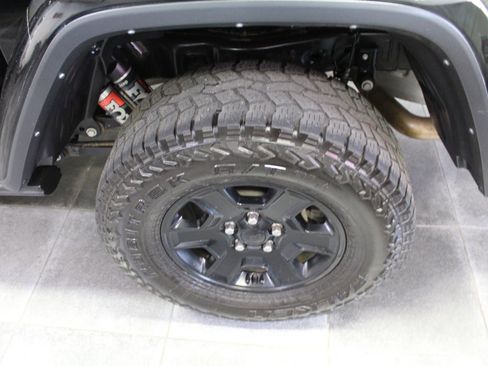 Used 2022 Jeep Gladiator Mojave w/ LED Lighting Group AWD/4WD image 30