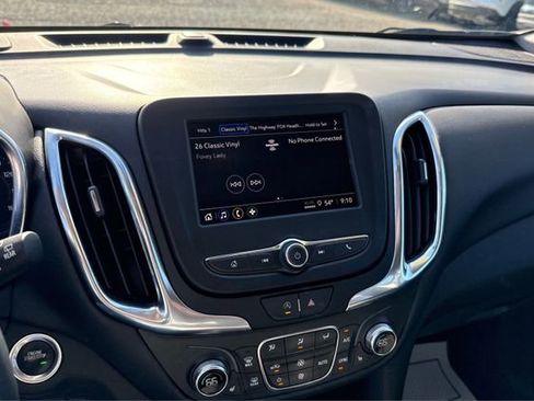 Used 2023 Chevrolet Equinox LT w/ Driver Convenience Package FWD image 13