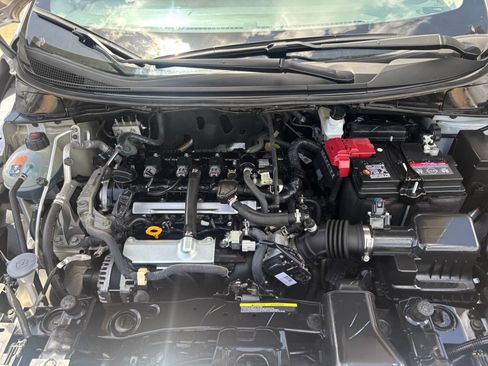 Used 2025 Nissan Versa SV FWD image 29