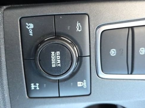 Used 2025 Ford Bronco Sport Badlands AWD/4WD image 19