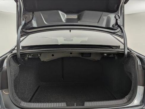 Used 2022 Volkswagen Jetta SE image 17