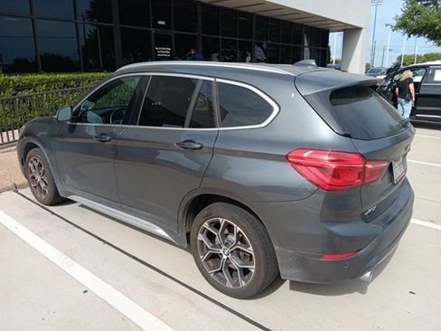 Used 2021 BMW X1 sDrive28i w/ Convenience Package FWD image 3