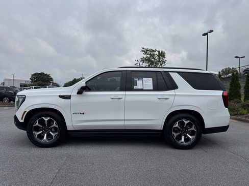 Used 2025 GMC Yukon AT4 Ultimate AWD/4WD image 7