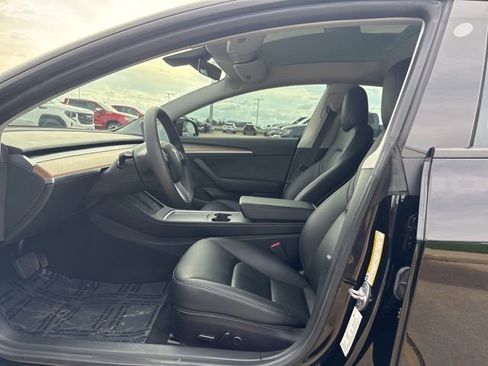 Used 2021 Tesla Model 3 Long Range image 9