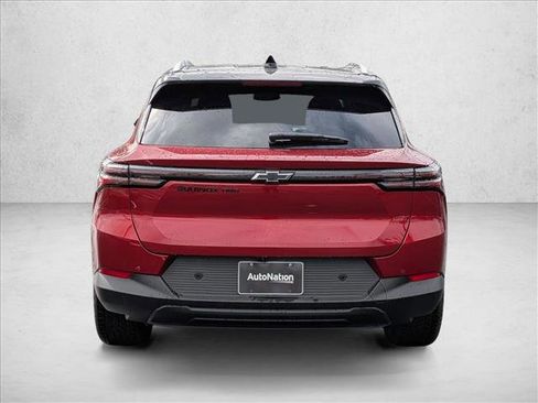 New 2026 Chevrolet Equinox EV LT image 8