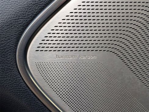 Certified 2019 RAM 1500 Limited image 13