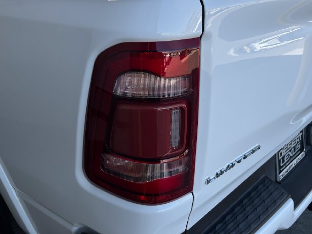 Used 2021 RAM 1500 Limited w/ Body Color Bumper Group AWD/4WD image 17
