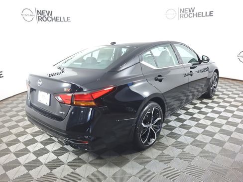 New 2025 Nissan Altima 2.5 SR w/ SR Premium Package image 4