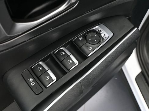 Used 2023 Kia Sorento LX AWD/4WD image 18
