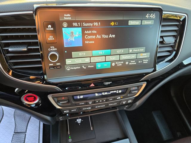 New 2026 Honda Ridgeline Black Edition image 2