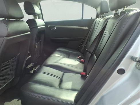 Used 2009 Saturn Aura XR image 9