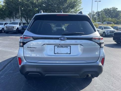 Used 2025 Subaru Forester Premium w/ Convenience Package #1 AWD/4WD image 6