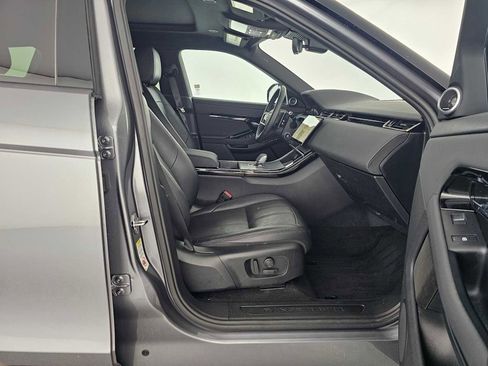 Used 2024 Land Rover Range Rover Evoque S image 10