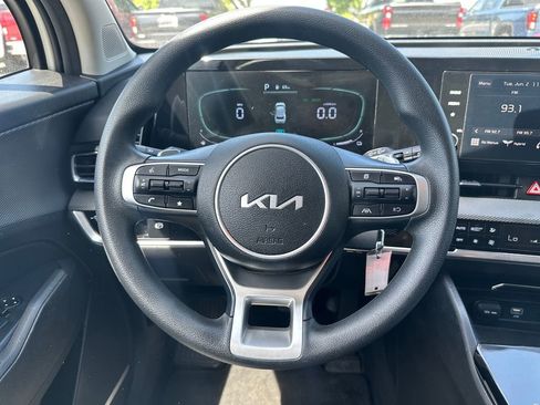 Used 2023 Kia Sportage LX AWD/4WD image 14
