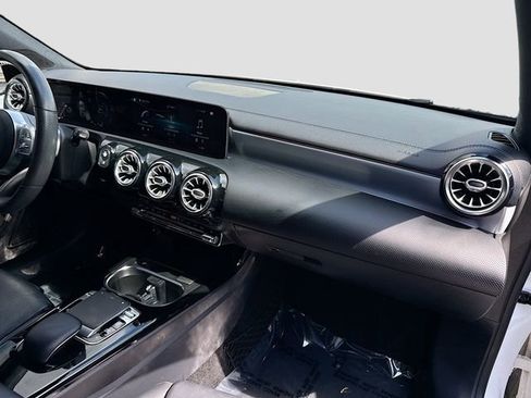 Used 2019 Mercedes-Benz A 220 image 28