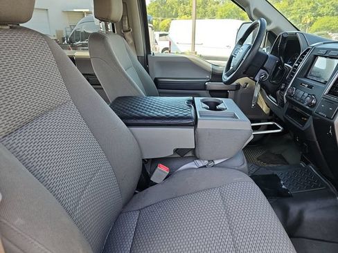 Used 2019 Ford F250 XLT w/ Snow Plow Prep Package AWD/4WD image 12