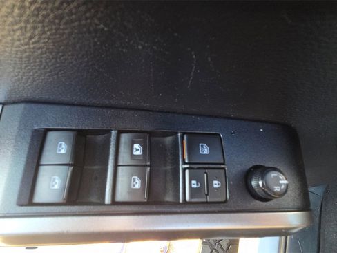 Used 2021 Toyota Tacoma SR5 image 18