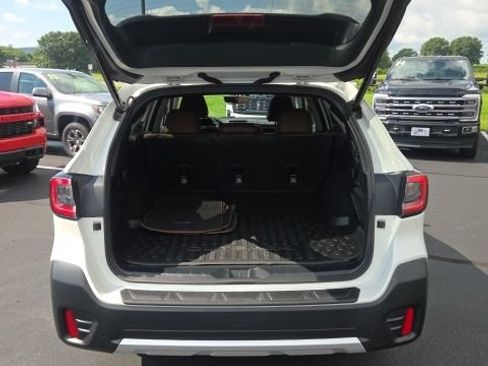 Used 2022 Subaru Outback Touring w/ Popular Package #2 AWD/4WD image 7