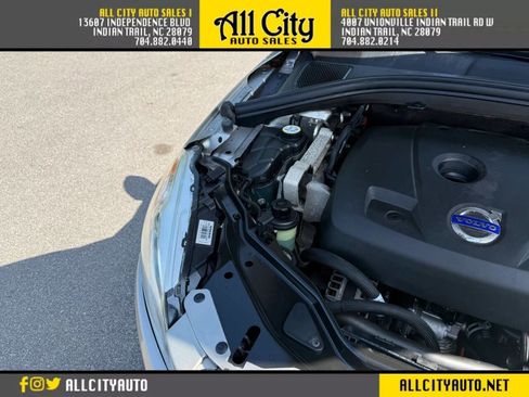 Used 2015 Volvo XC60 T5 Premier w/ Proximity Package FWD image 42