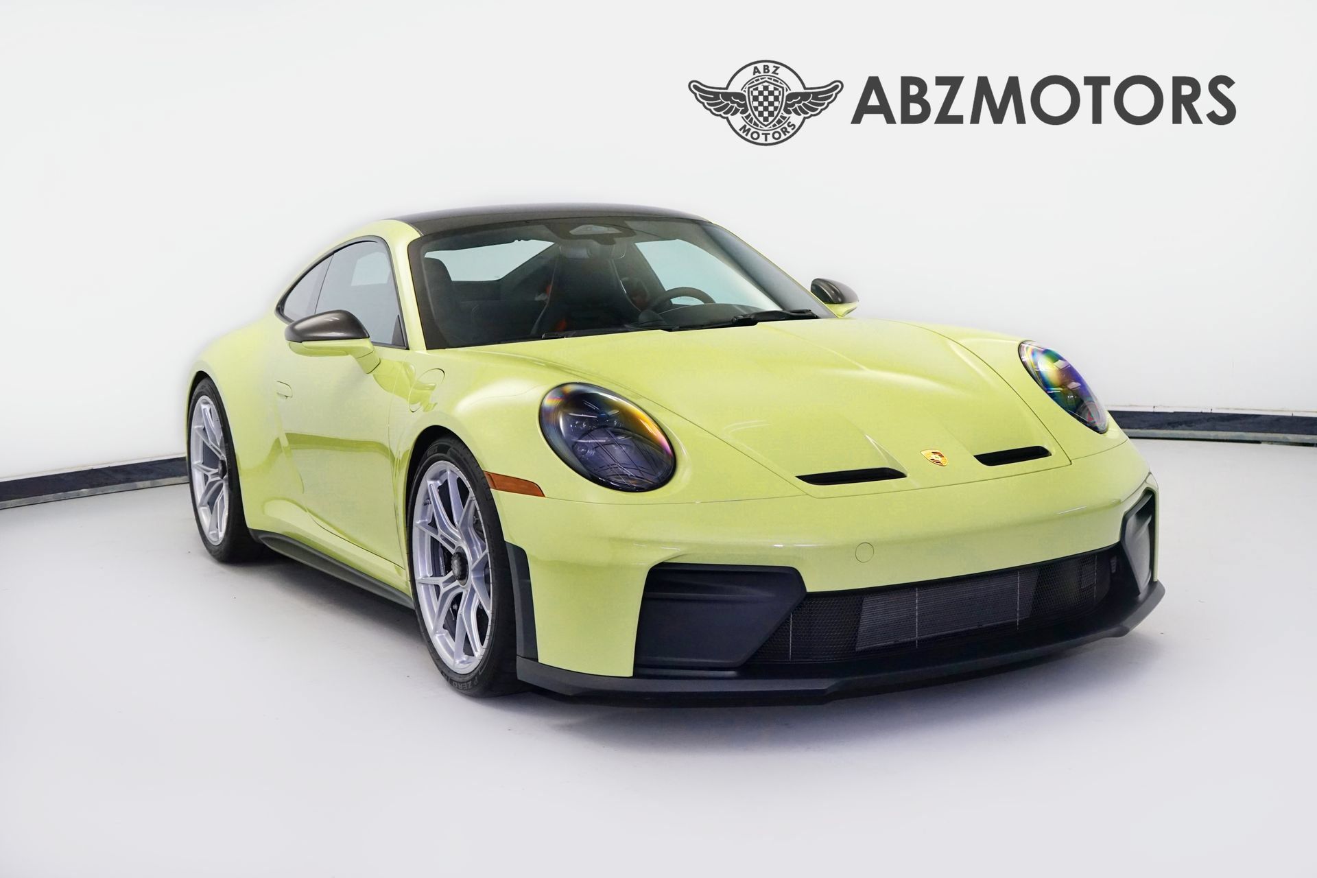 Used 2026 Porsche 911 GT3 RWD image 1