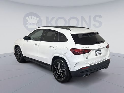 Used 2024 Mercedes-Benz GLA 250 4MATIC image 4