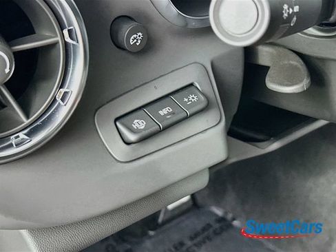 Used 2022 Chevrolet Camaro ZL1 RWD image 20