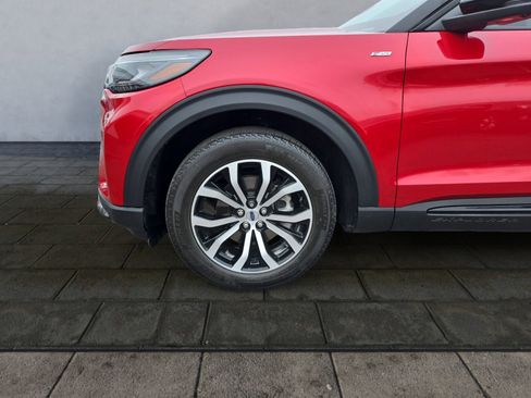 Used 2025 Ford Explorer ST-Line image 26